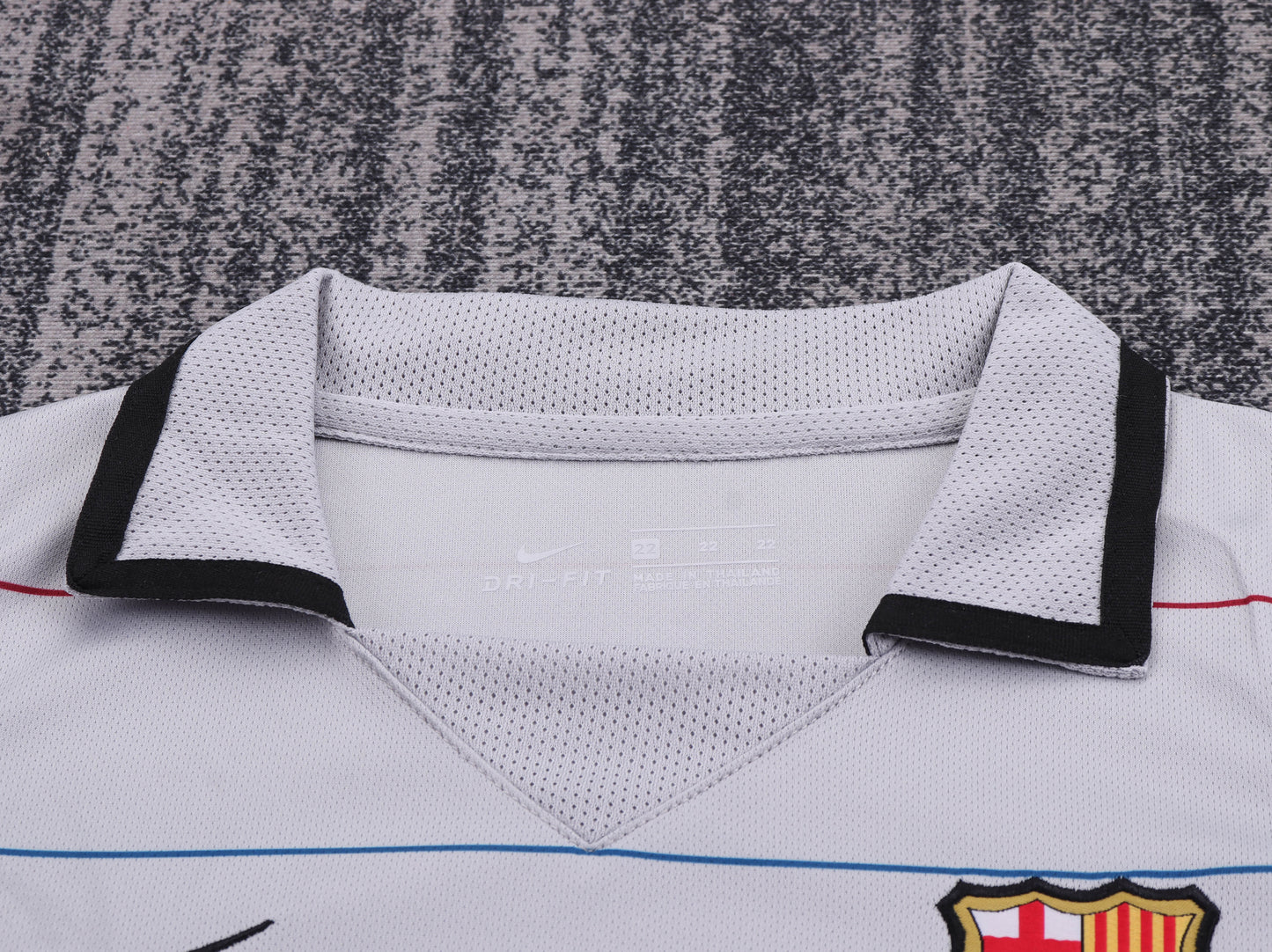 Kit Infantil Barcelona Away RetrƓ 03/04 - Cinza