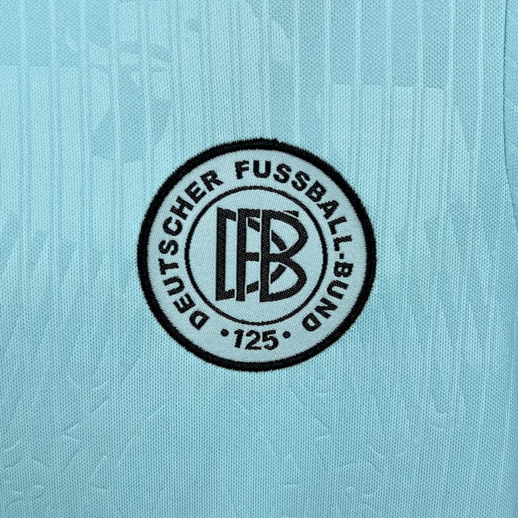 Kit Infantil Alemanha Goleiro 25/26 -Azul Claro