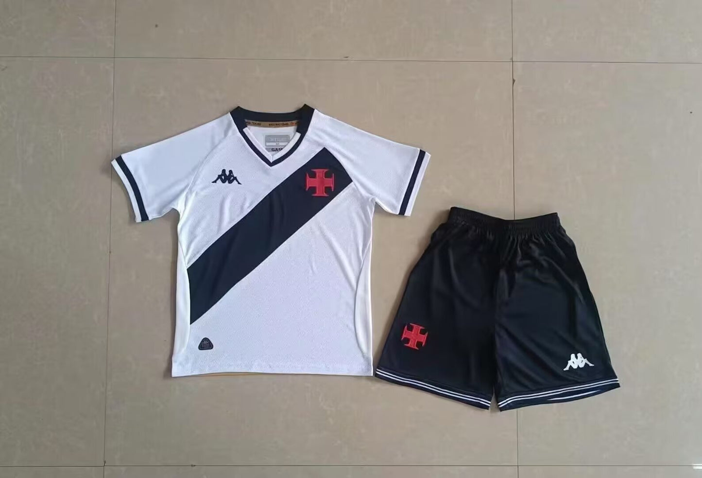 Kit Infantil Vasco Away 25/26 - Branco e Preto