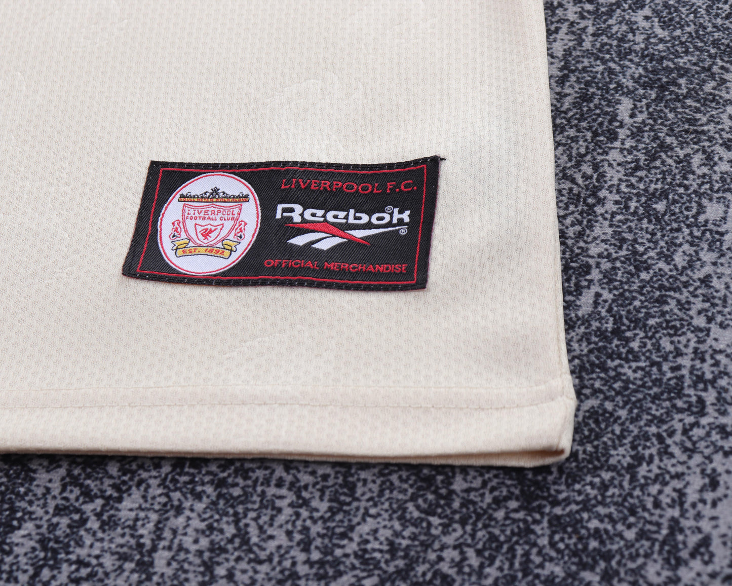 Kit Infantil Liverpool Away RetrƓ 96/97 Reebok - Bege
