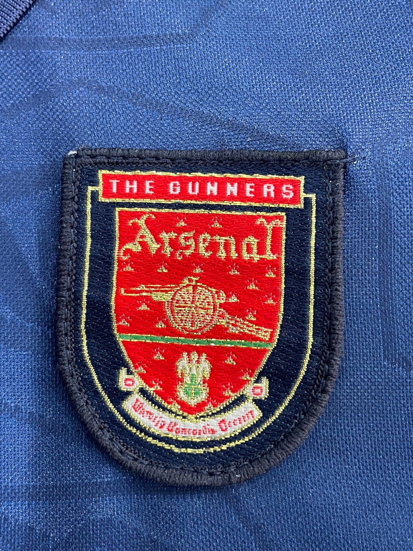 Kit Infantil Arsenal Away RetrƓ 95/96 - Azul
