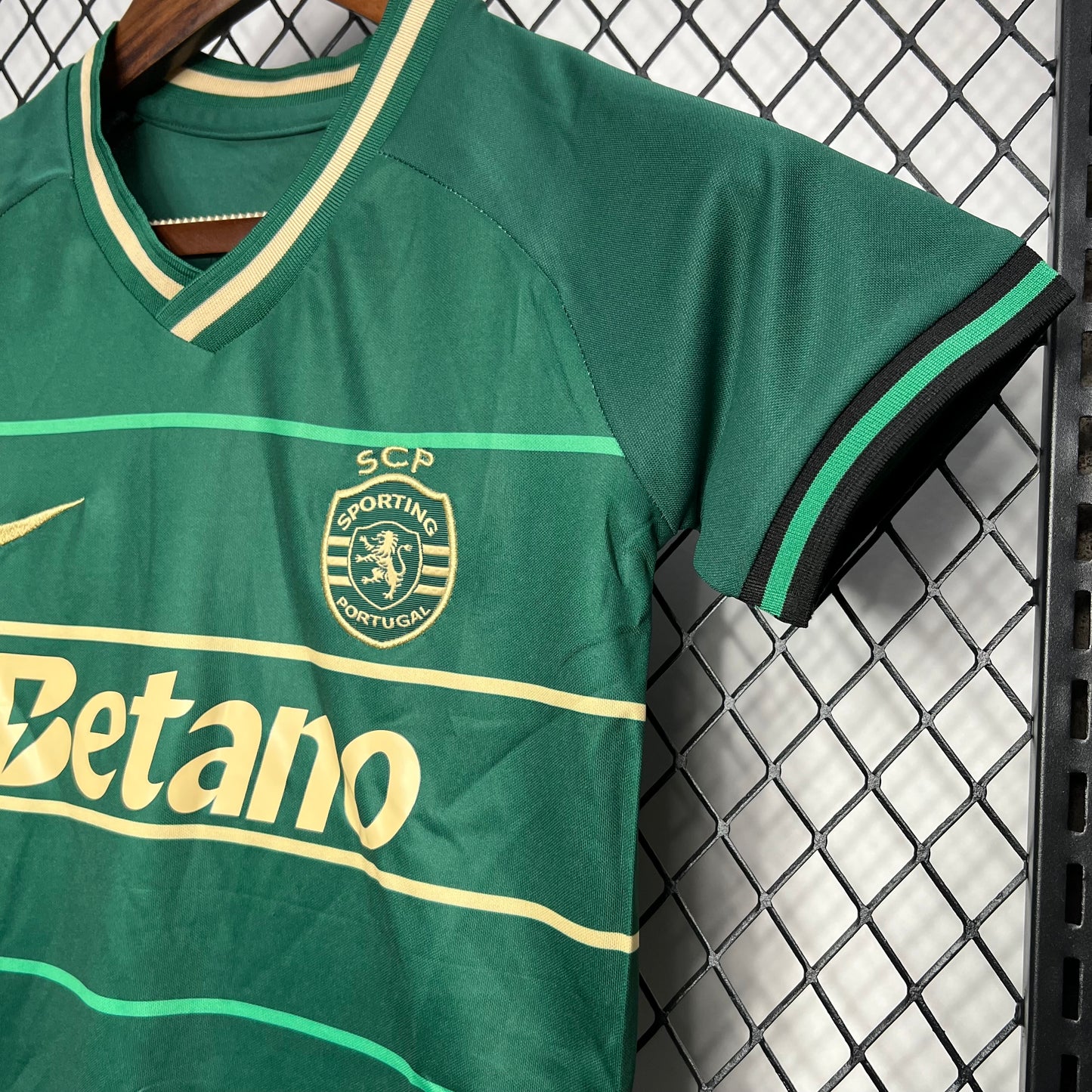 Kit Infantil Sporting Away 24/25 . - Verde