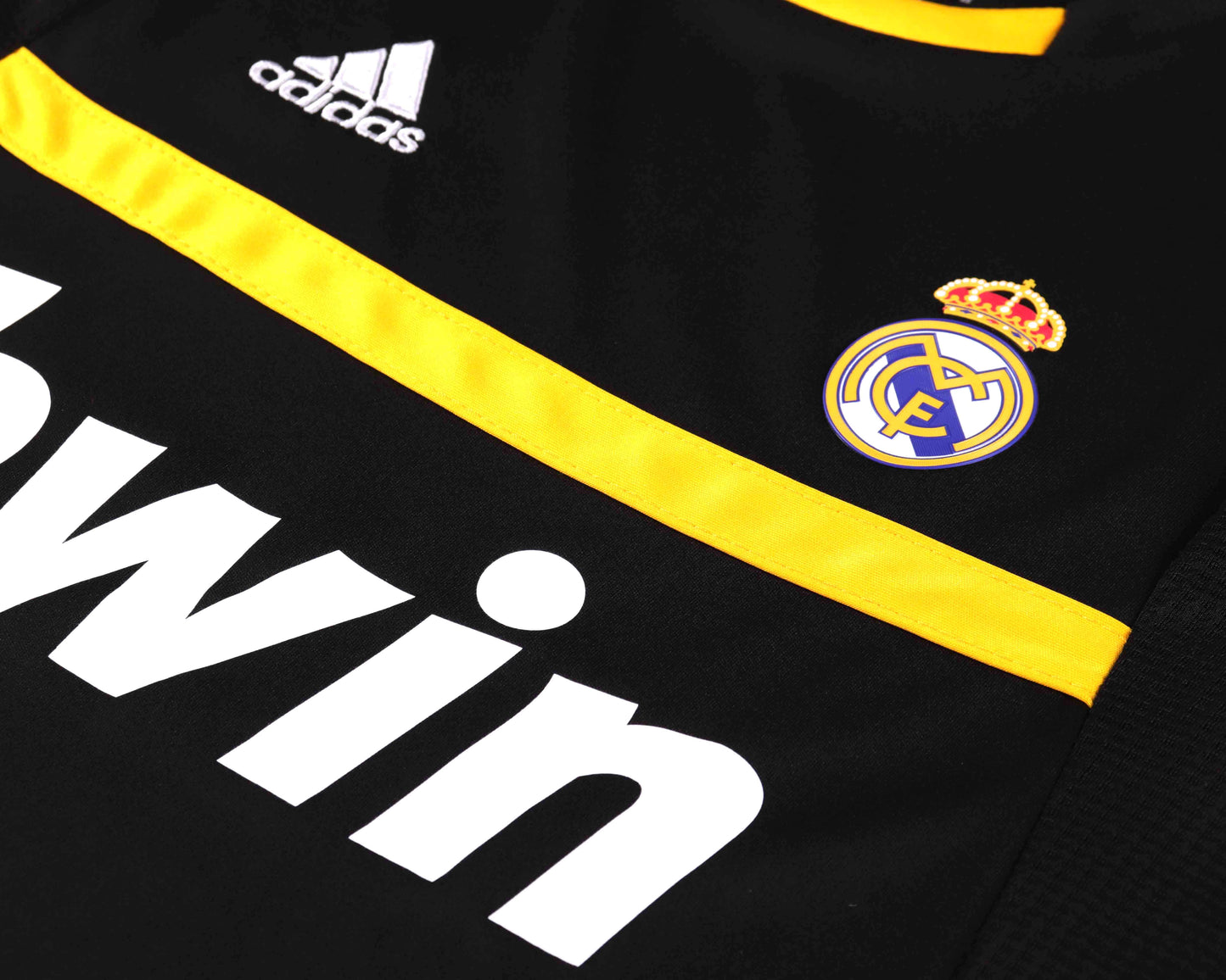 Kit Infantil Real Madrid Goleiro RetrƓ 11/12 - Preto