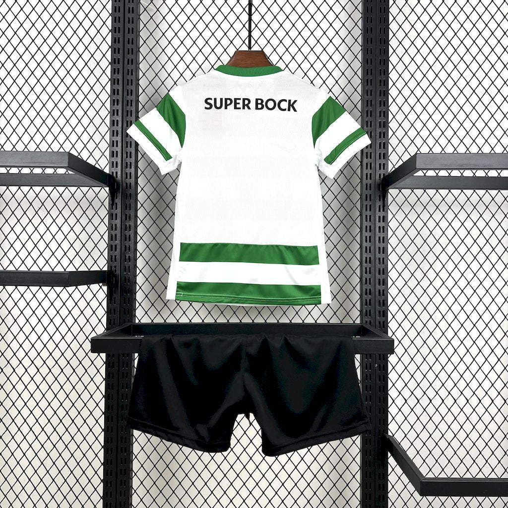 Kit Infantil Sporting Home 25/26 . - Verde e Branco