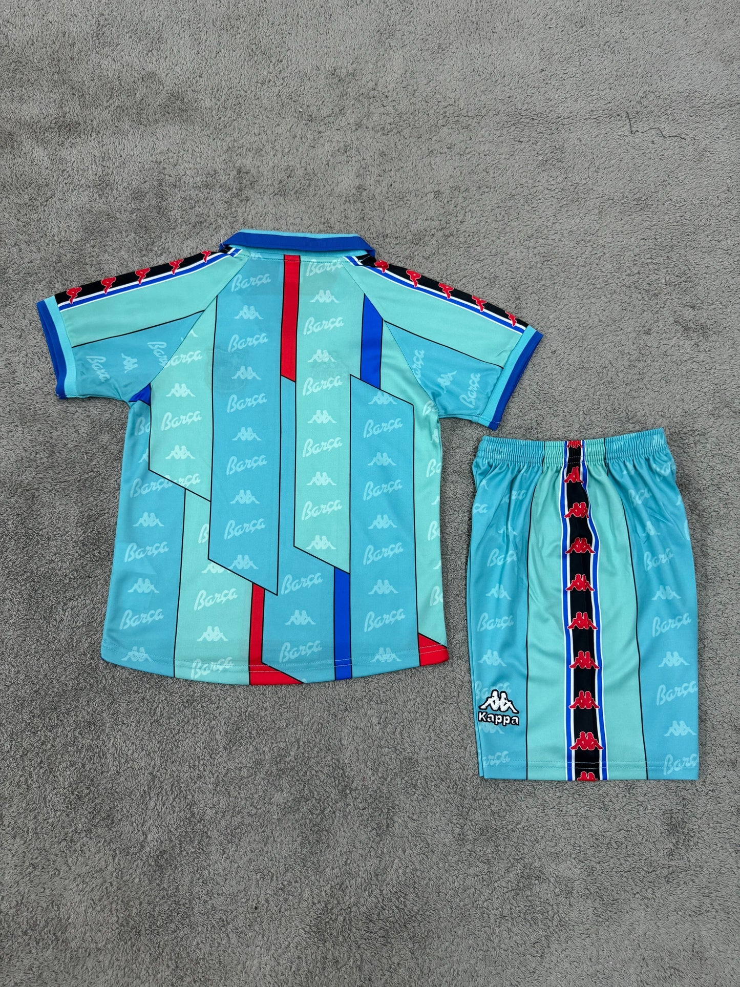 Kit Infantil Barcelona Away RetrƓ 96/97 - Verde