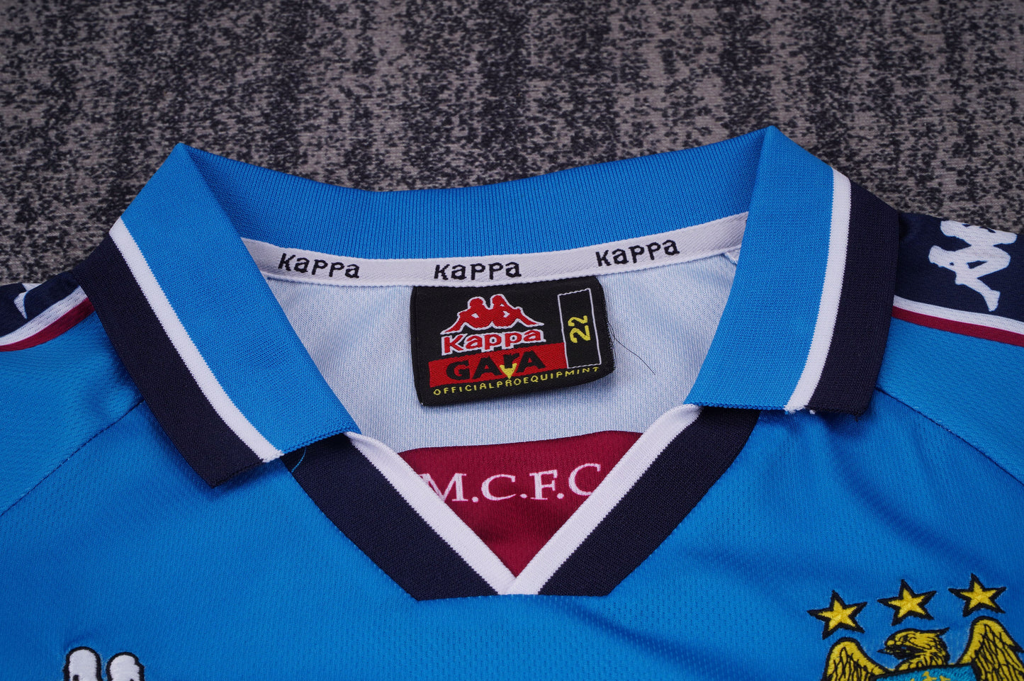 Kit Infantil Manchester City Home RetrƓ 97/98 - Azul