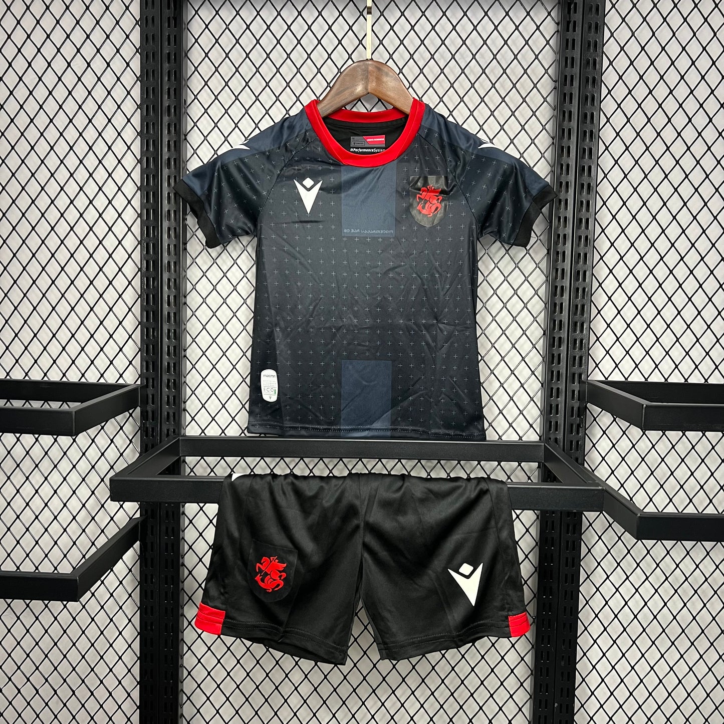 Kit Infantil Georgia Third 24/25 Macron -Preto