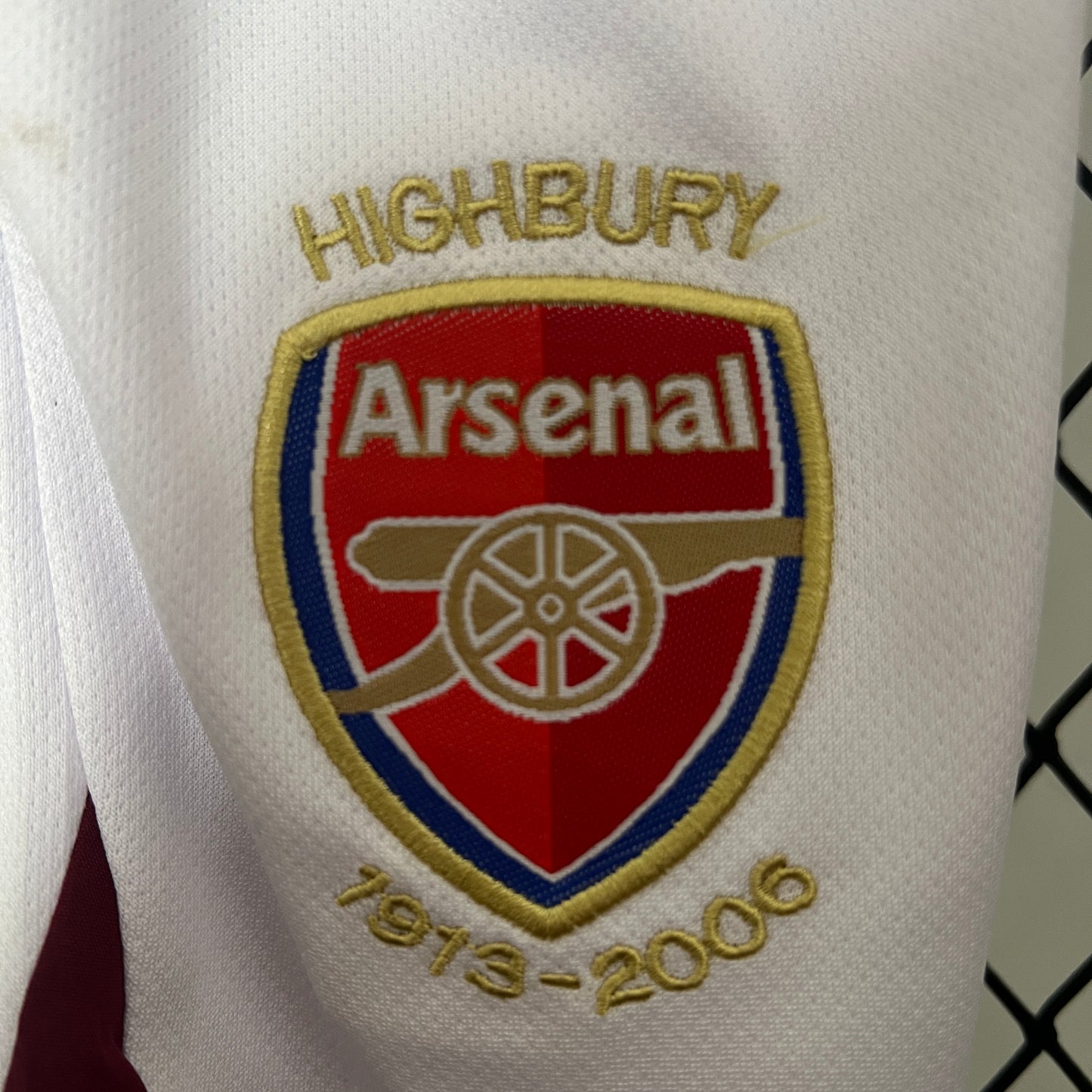 Kit Infantil Arsenal Away RetrƓ 02/03 - Vermelho Vinho