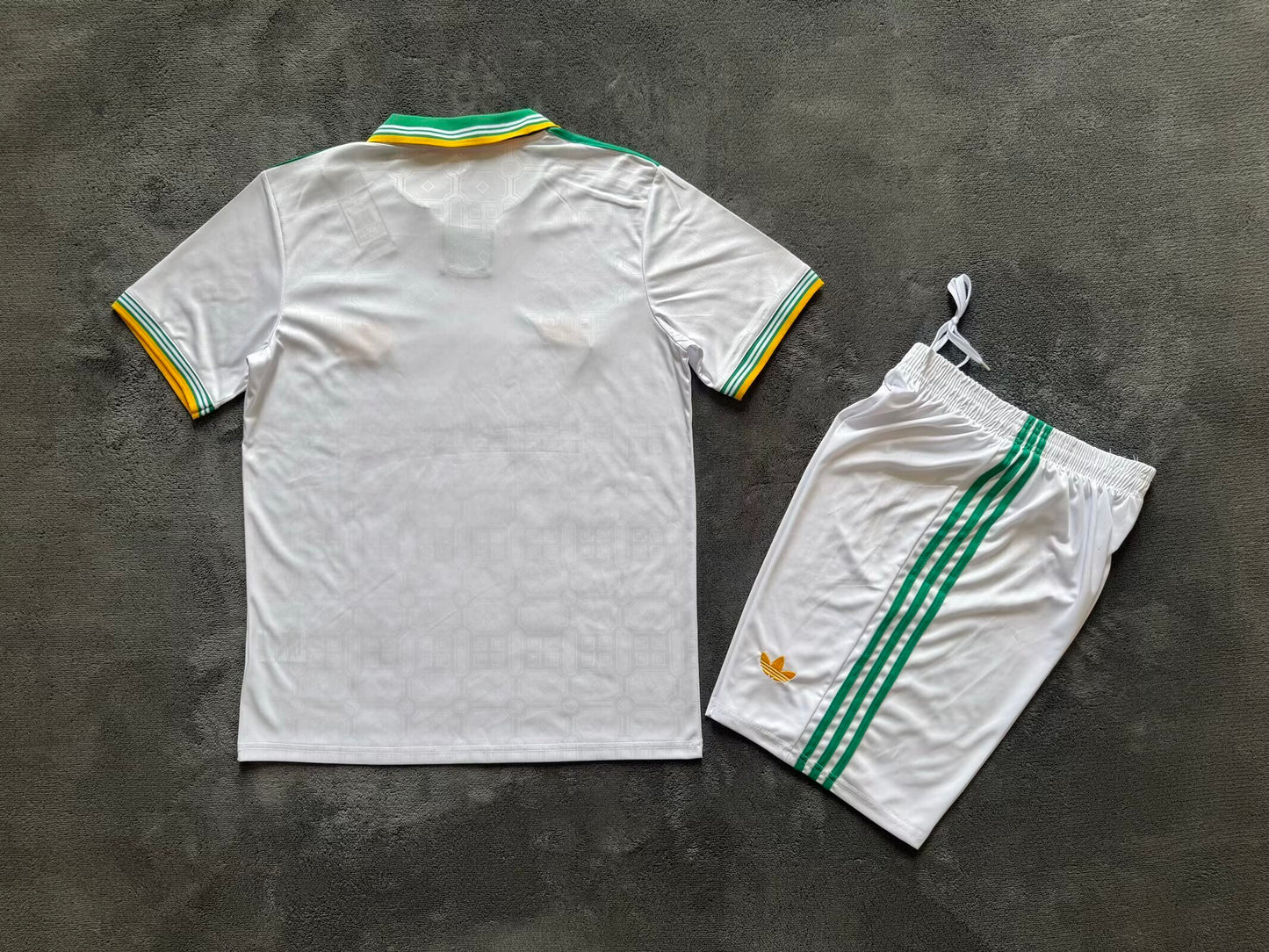 Kit Infantil Roma Third 25/26 . - Branca