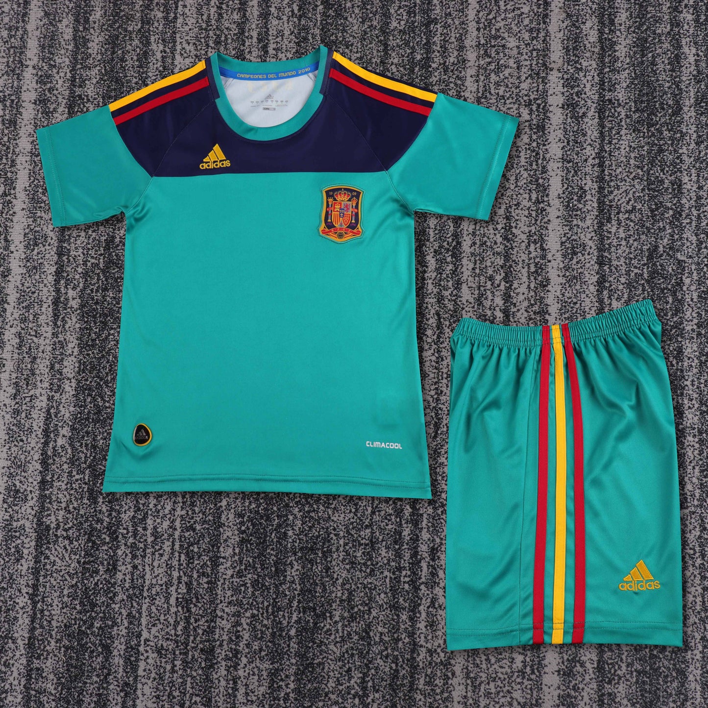 Kit Infantil Espanha Goleiro Retro 2010 - Verde