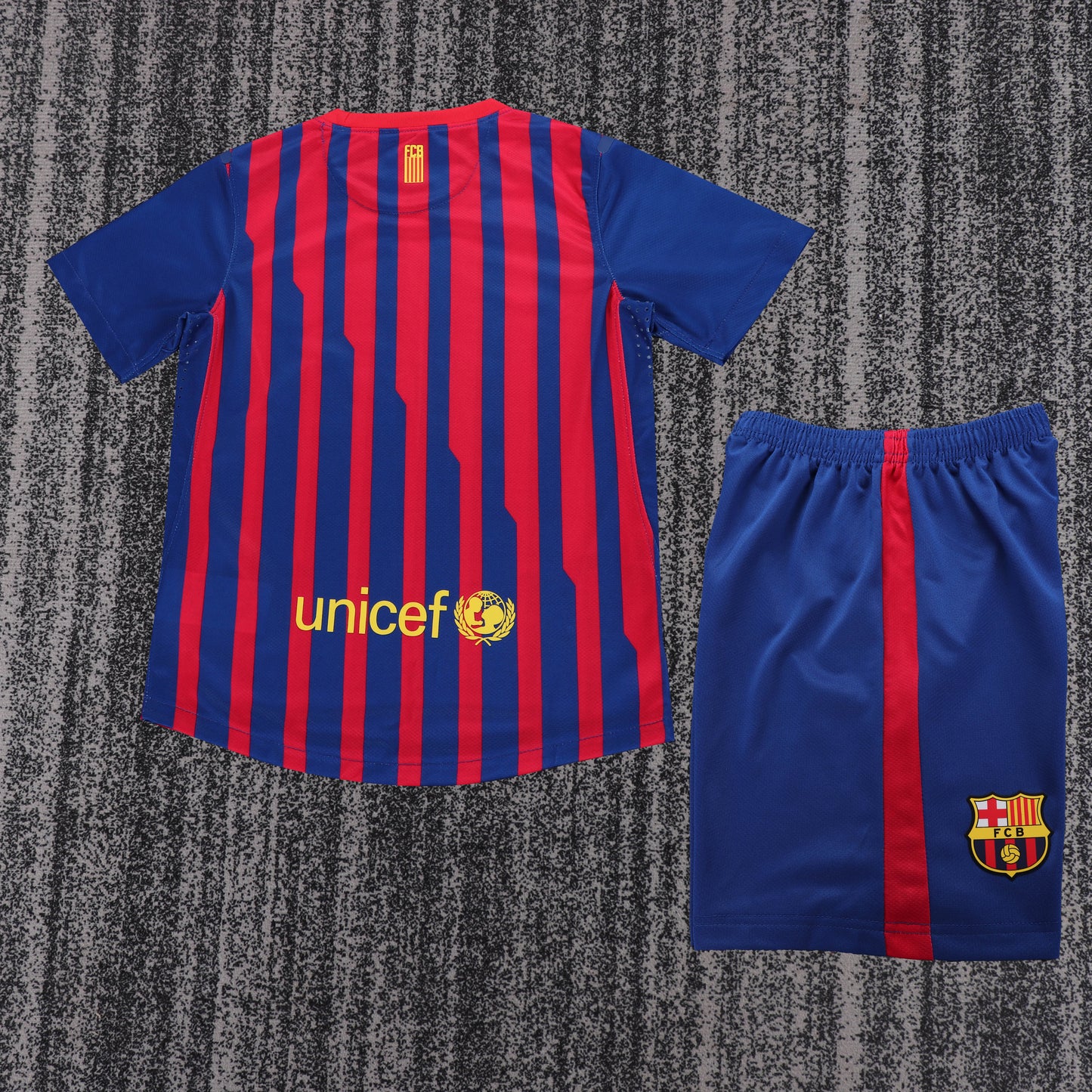 Kit Infantil Barcelona Home Retrô 11/12 - Grená