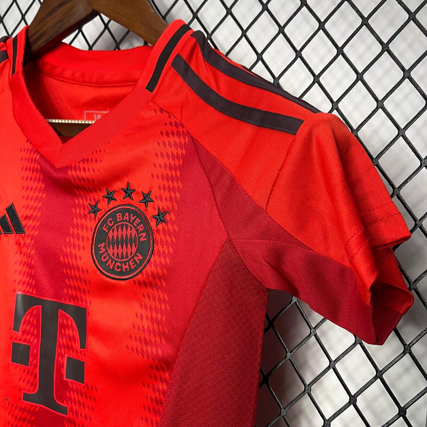 Kit Infantil Bayern München Home 24/25 -Vermelho
