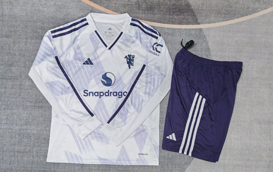 Kit infantil Manchester United Away Manga Longa 25/26 . - Branco