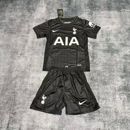 Kit Infantil Tottenham Treino 25/26 . - Preto