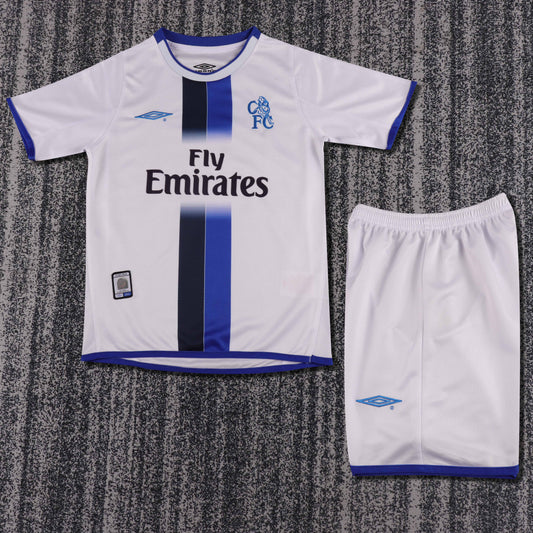 Kit Infantil Chelsea Away Retrô 03/04 - Branca