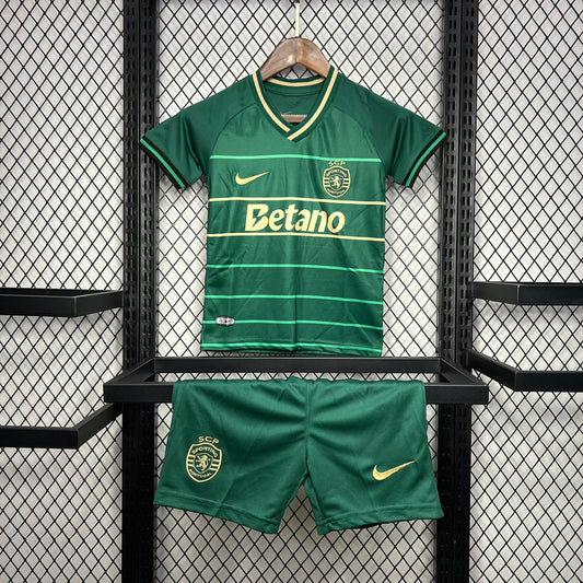 Kit Infantil Sporting Away 24/25 . - Verde
