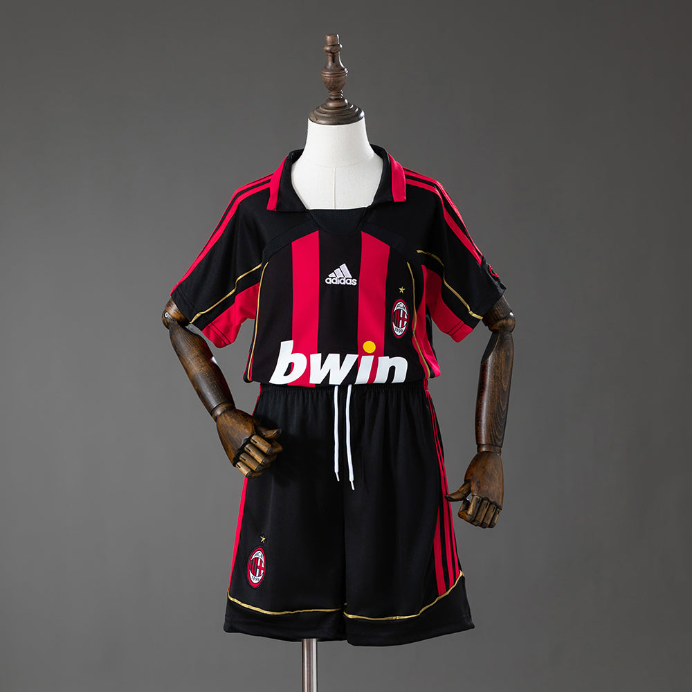 Kit Infantil Milan Home Retrô 2007 . - Vermelho e Preto