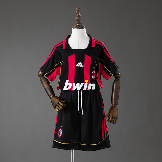 Kit Infantil Milan Home Retrô 2007 . - Vermelho e Preto