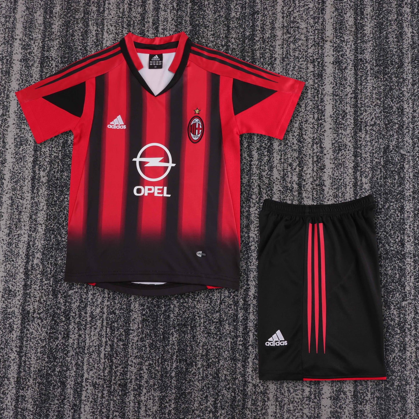 Kit Infantil Milan Home Retrô 04/05 . - Vermelho e Preto