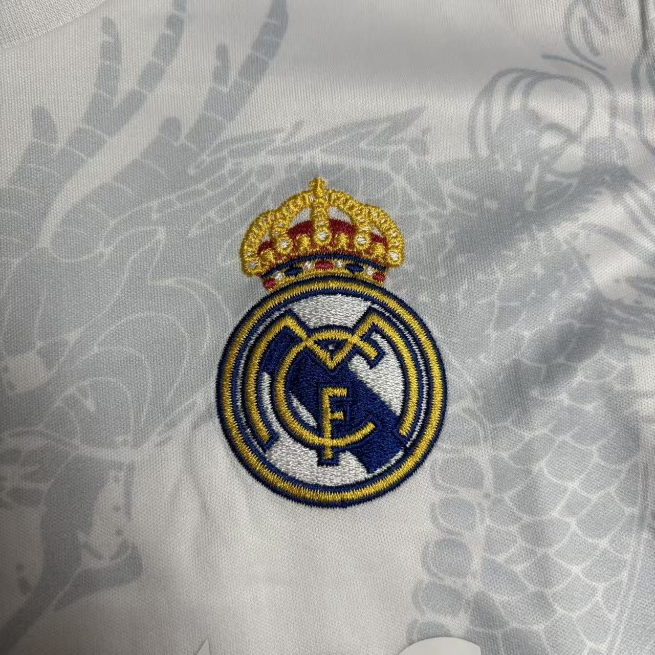 Kit Infantil Real Madrid Edição Especial Dragão 25/26 -Preto e Branco