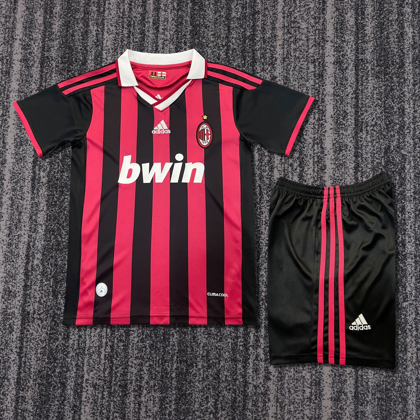 Kit Infantil Milan Home Retrô 09/10 . - Vermelho e Preto