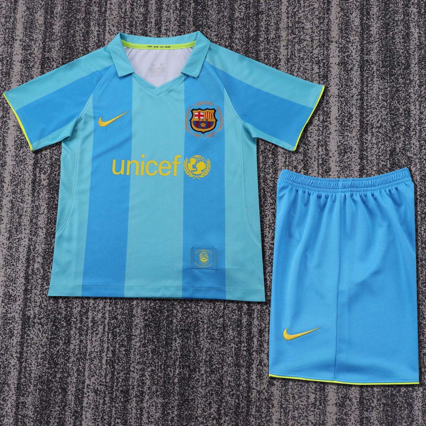 Kit Infantil Barcelona Away Retrô 06/07 - Azul