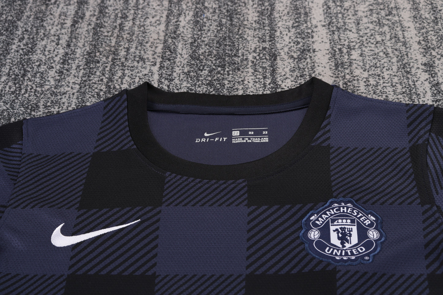 Kit infantil Manchester United Retrô Third 13/14 . - Azul Escuro