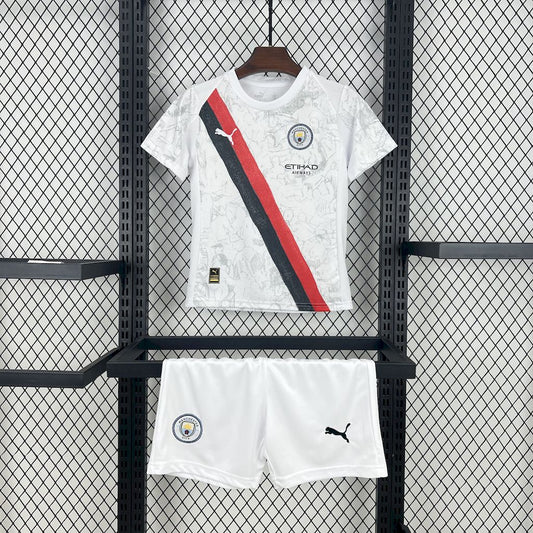 Kit Infantil Manchester City Away 25/26 . - Branco
