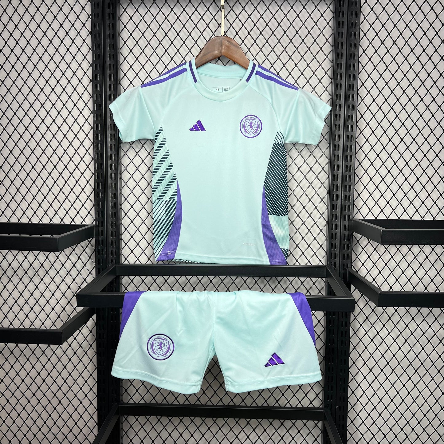Kit Infantil Escocia Away 24/25 -Verde Claro