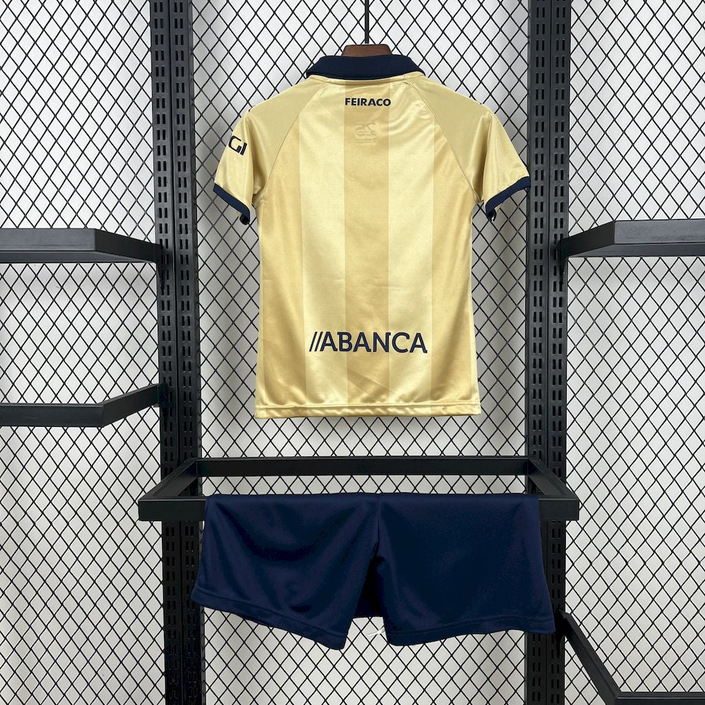 Kit Infantil Deportivo La Coruna Edição Especial 25/26 . - Dourada