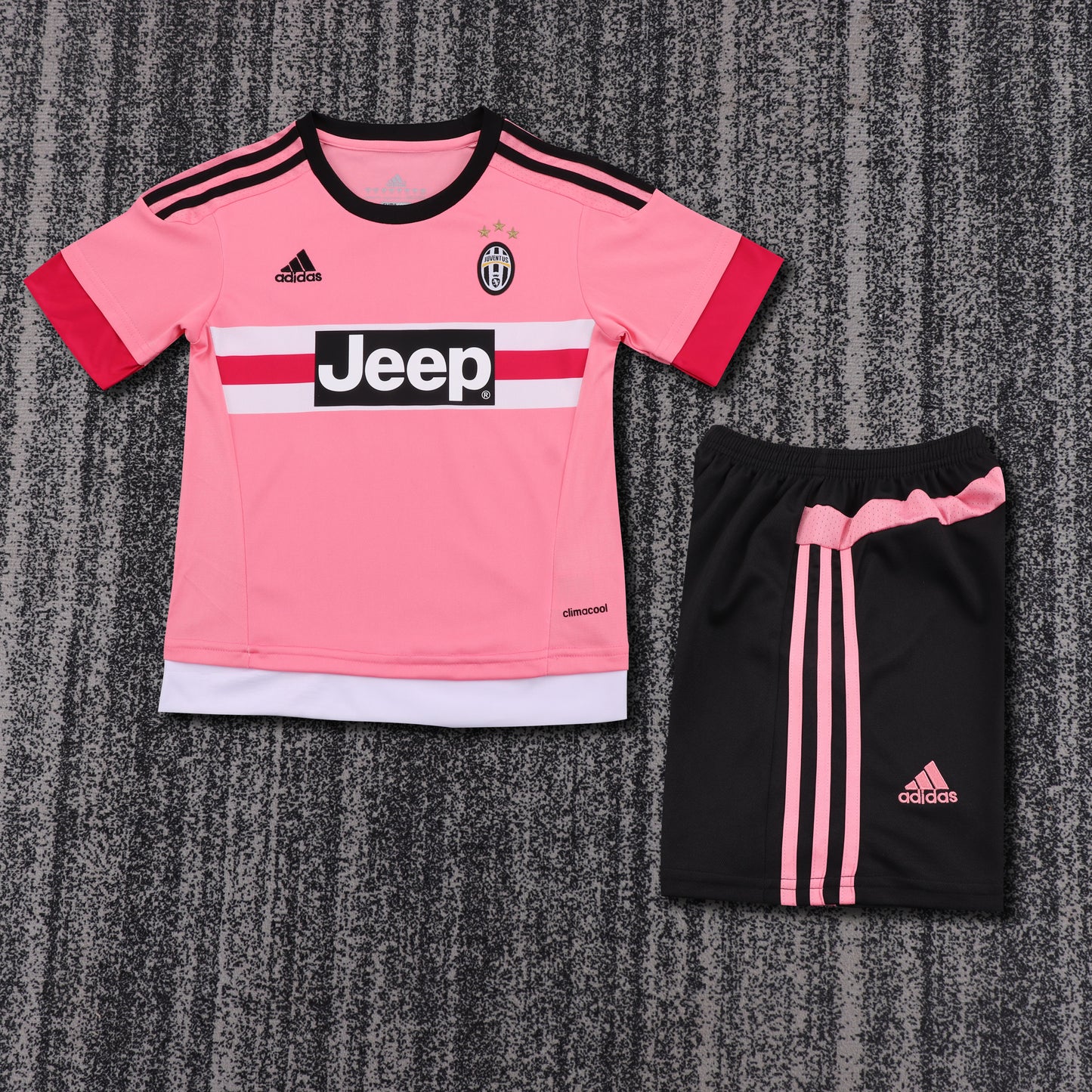 Kit Infantil Juventus Away Retrô 14/15 - Rosa