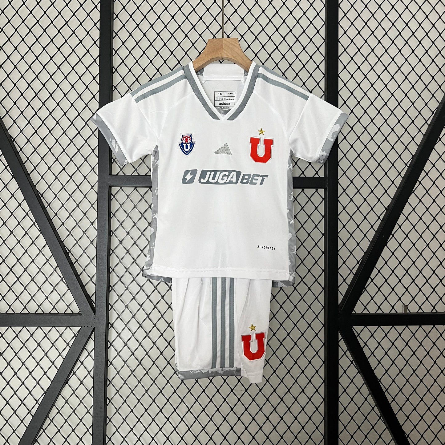 Kit Infantil Universidad de Chile Away 24/25 . - Branco