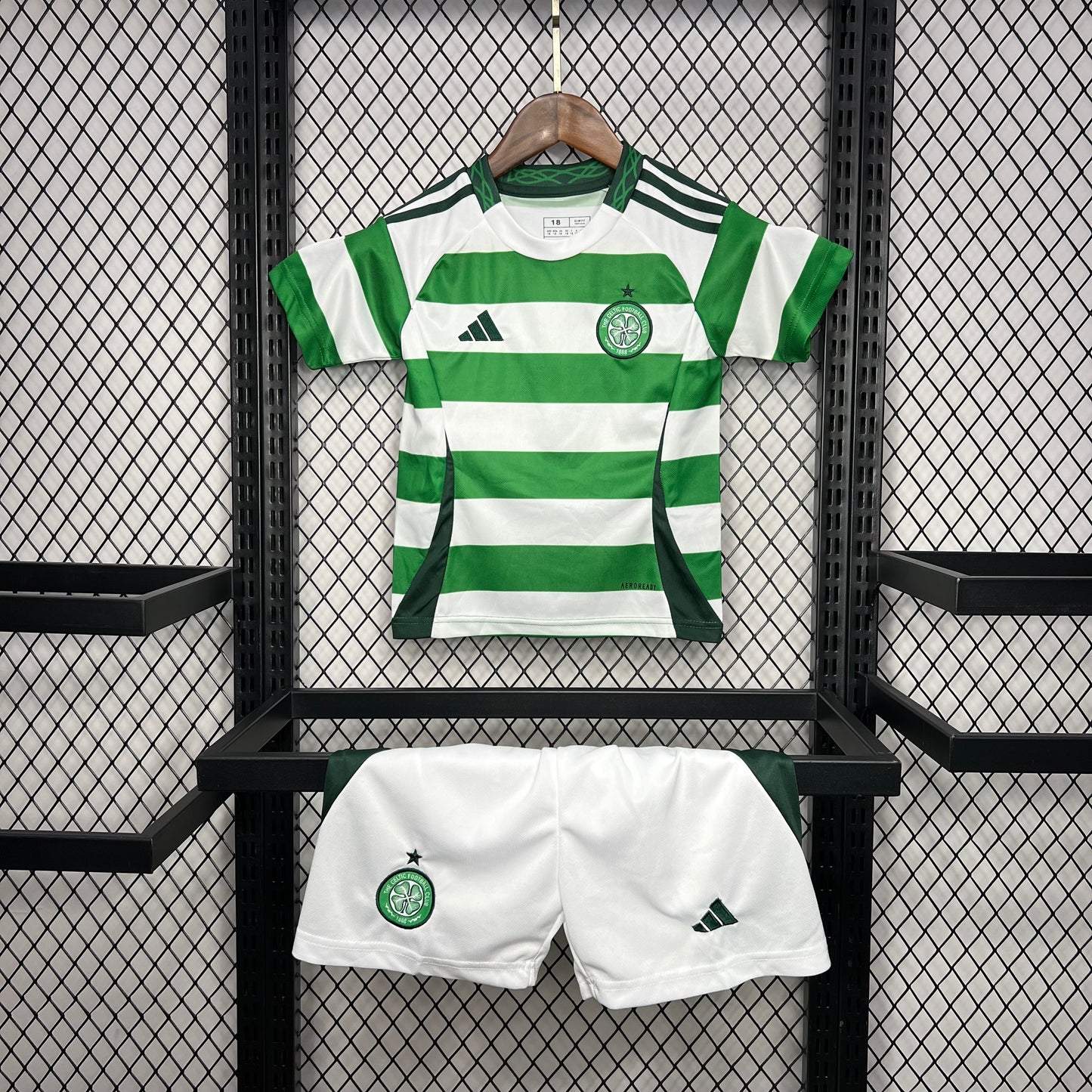 Kit Infantil Celtic Home 24/25 -Verde e Branca
