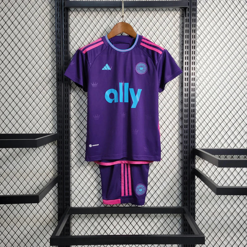 Kit Infantil Charlotte Away 24/25 . - Roxo