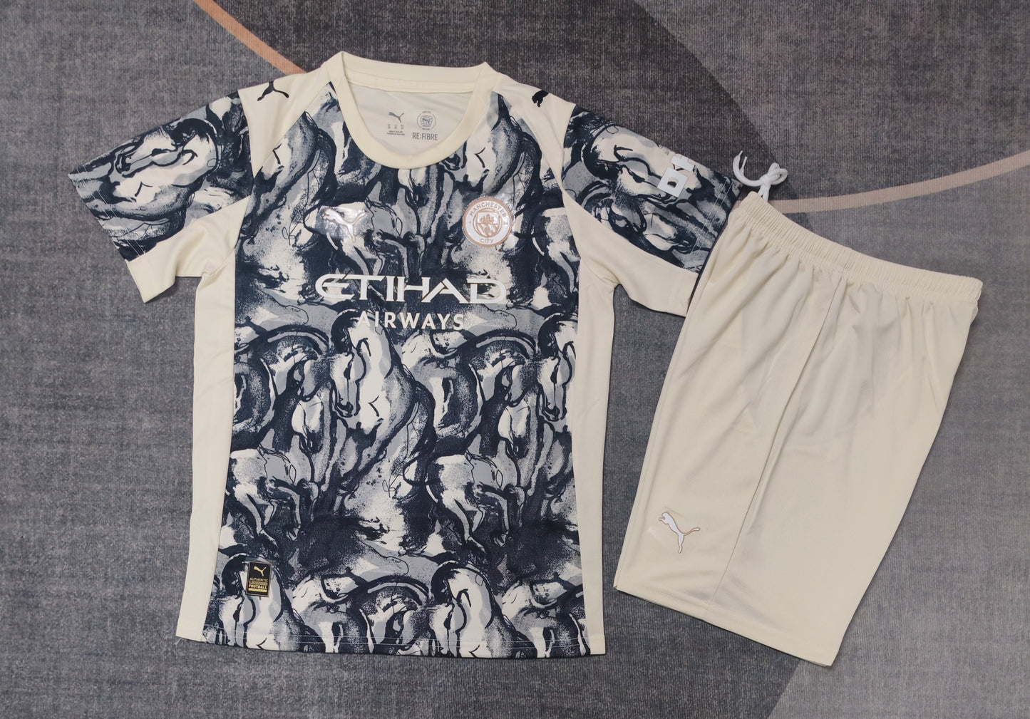 Kit Infantil Manchester City Ediçao Especial 25/26 . - Cinza