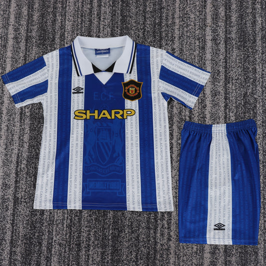 Kit infantil Manchester United Retrô Away 94/95 . - Azul e Branco