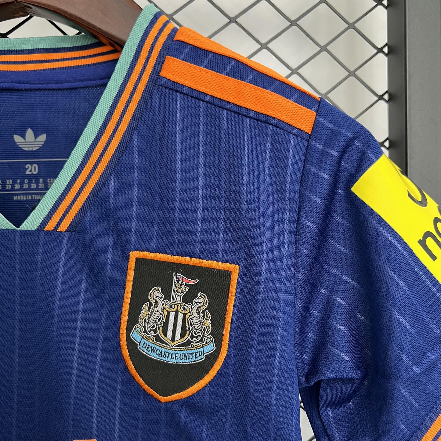 Kit Infantil Newcastle Third 25/26 . - Azul