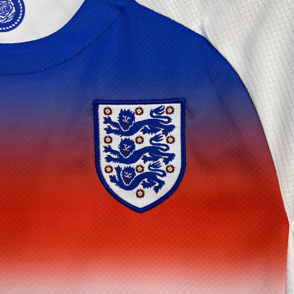 Kit Infantil Inglaterra Edição Especial 25/26 - Branco e Azul