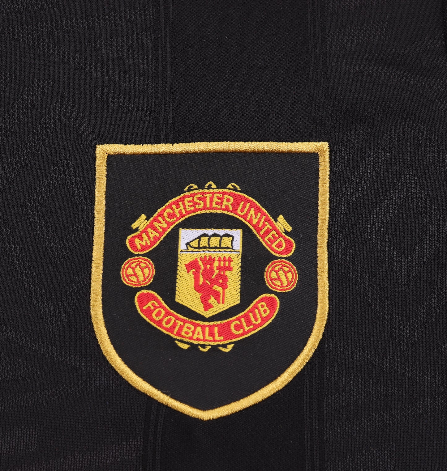 Kit infantil Manchester United Retrô Away 98/99 . - Preta