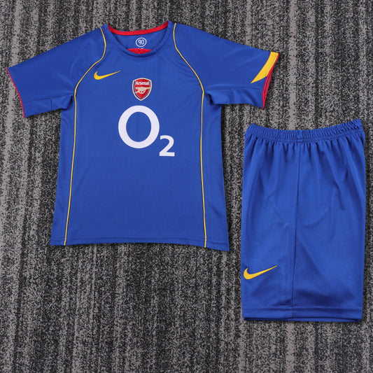 Kit Infantil Arsenal Third Retrô 02/03 - Azul