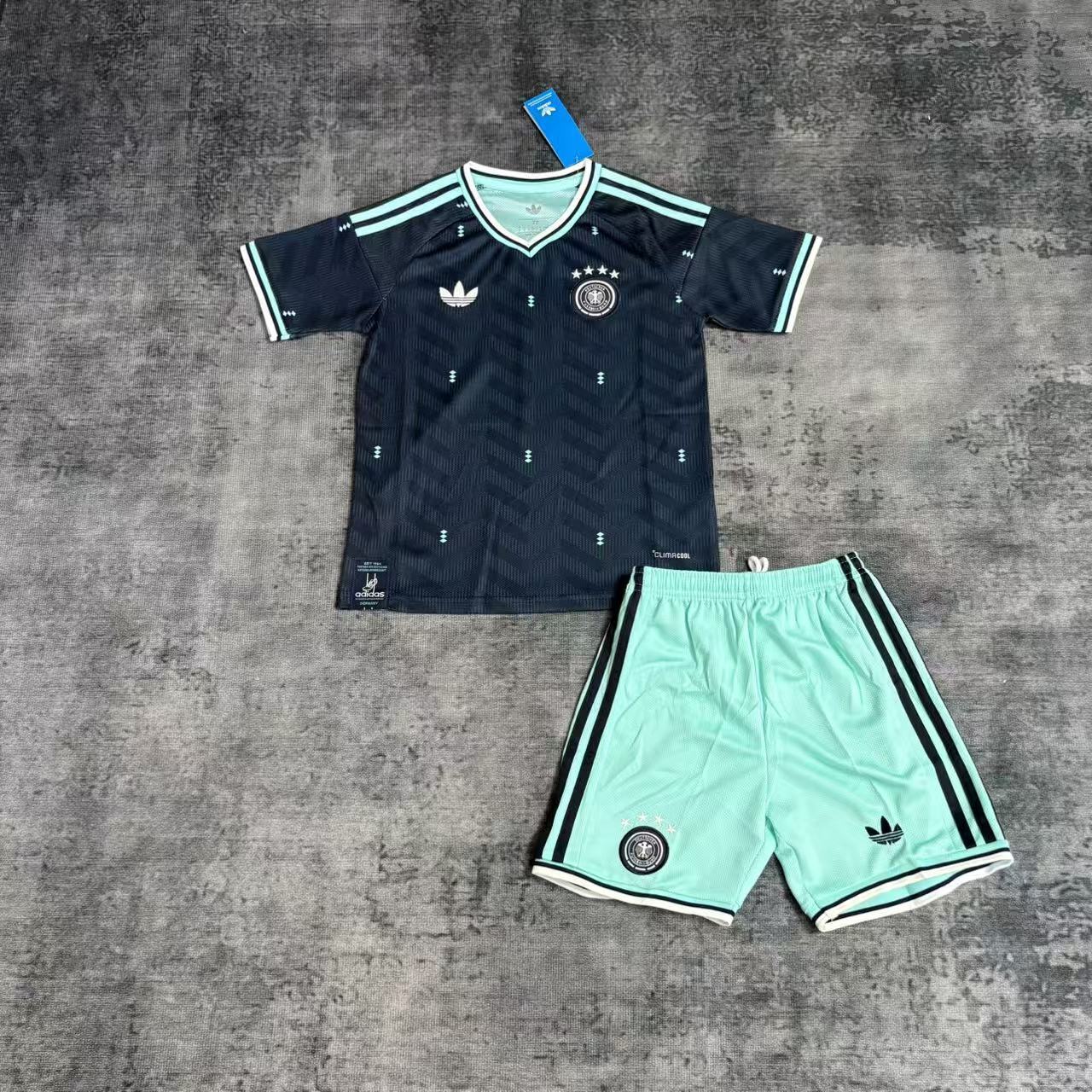 Kit Infantil Alemanha Away 25/26 - Verde Escuro