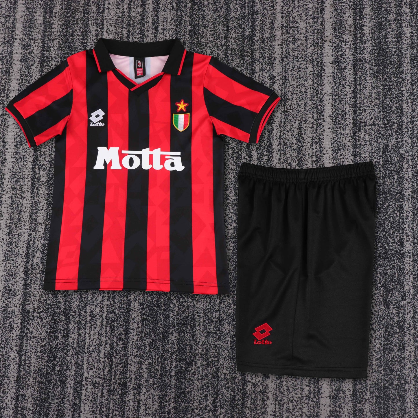 Kit Infantil Milan Home Retrô 93/94 . Lotto - Vermelho e Preto
