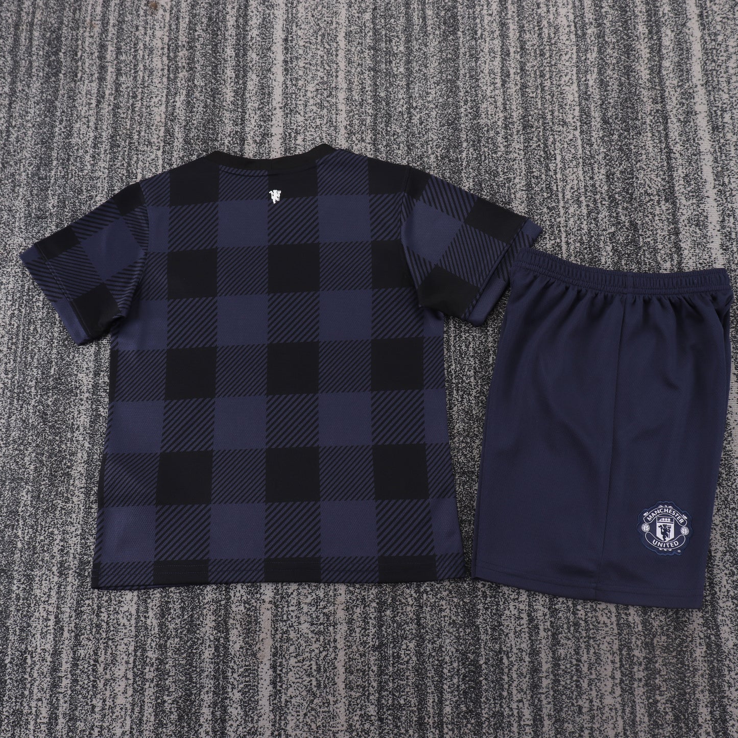 Kit infantil Manchester United Retrô Third 13/14 . - Azul Escuro