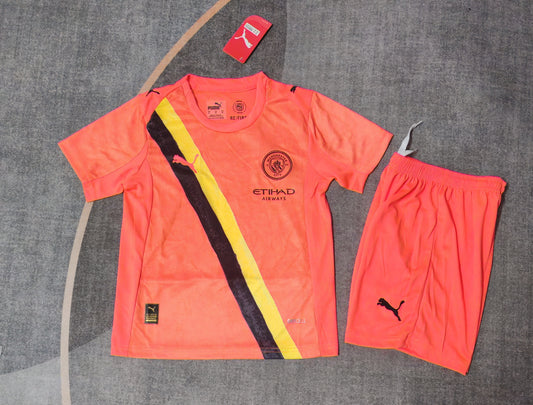 Kit Infantil Manchester City Goleiro 25/26 . - Laranja