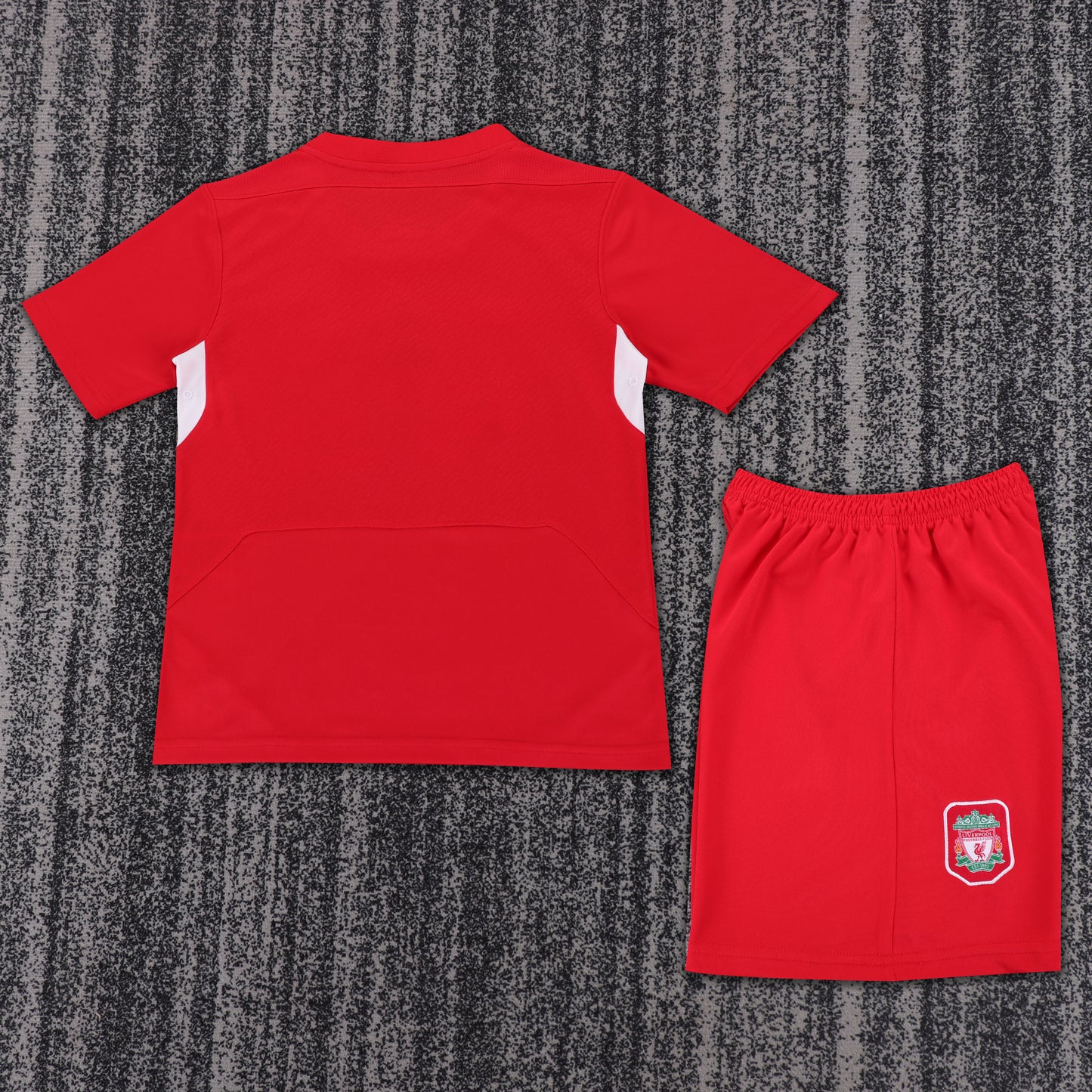 Kit Infantil Liverpool Home Retrô 05/06 Reebok - Vermelha