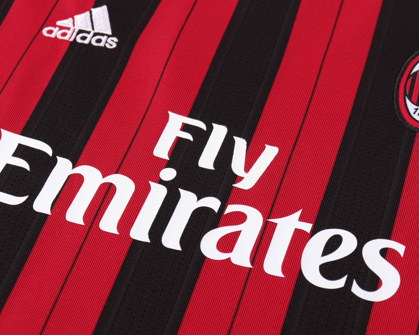 Kit Infantil Milan Home Retrô 2013 . - Vermelho e Preto