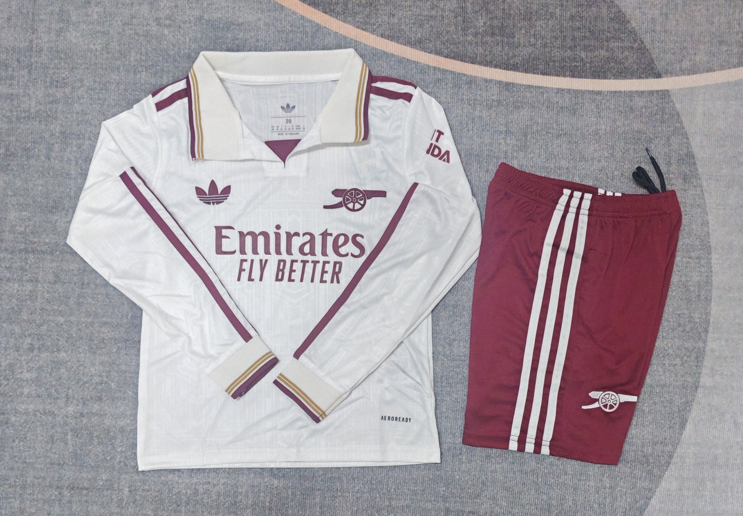 Kit Infantil Arsenal Third Manga Longa 25/26 . - Branco