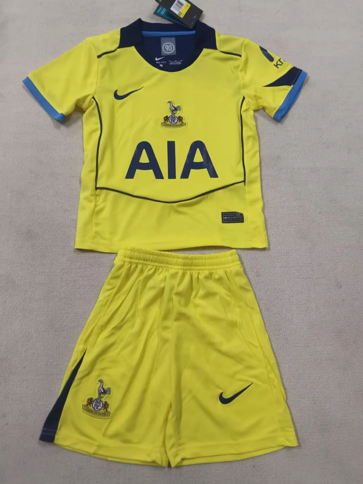 Kit Infantil Tottenham Third 25/26 - Amarelo