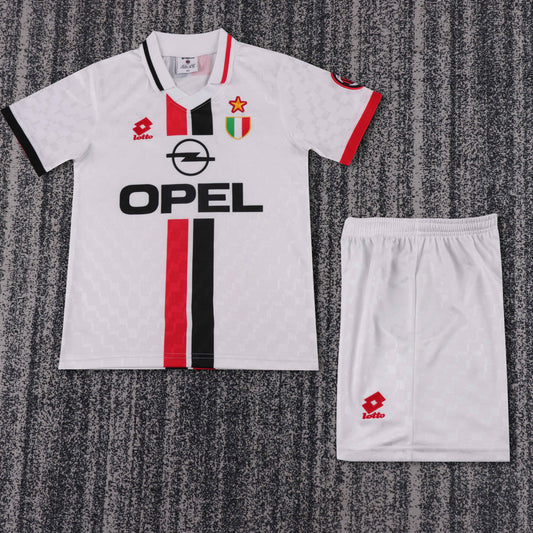 Kit Infantil Milan Away Retrô 96/97 . - Branca