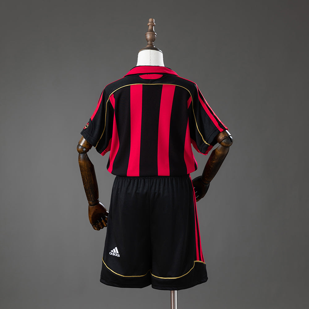 Kit Infantil Milan Home Retrô 2007 . - Vermelho e Preto